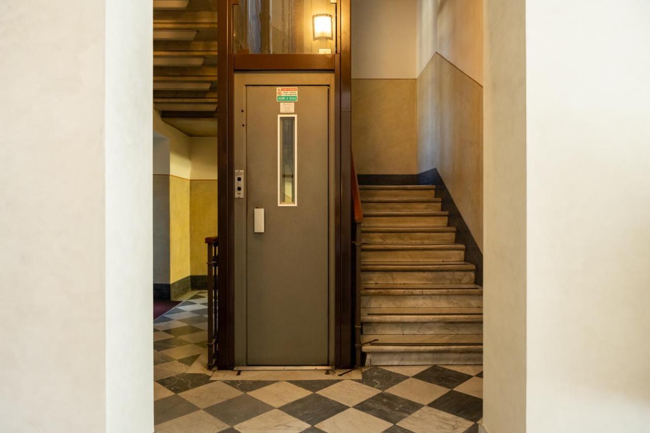 5 Min Duomo Luxury Home In Brera Design District 밀라노 외부 사진