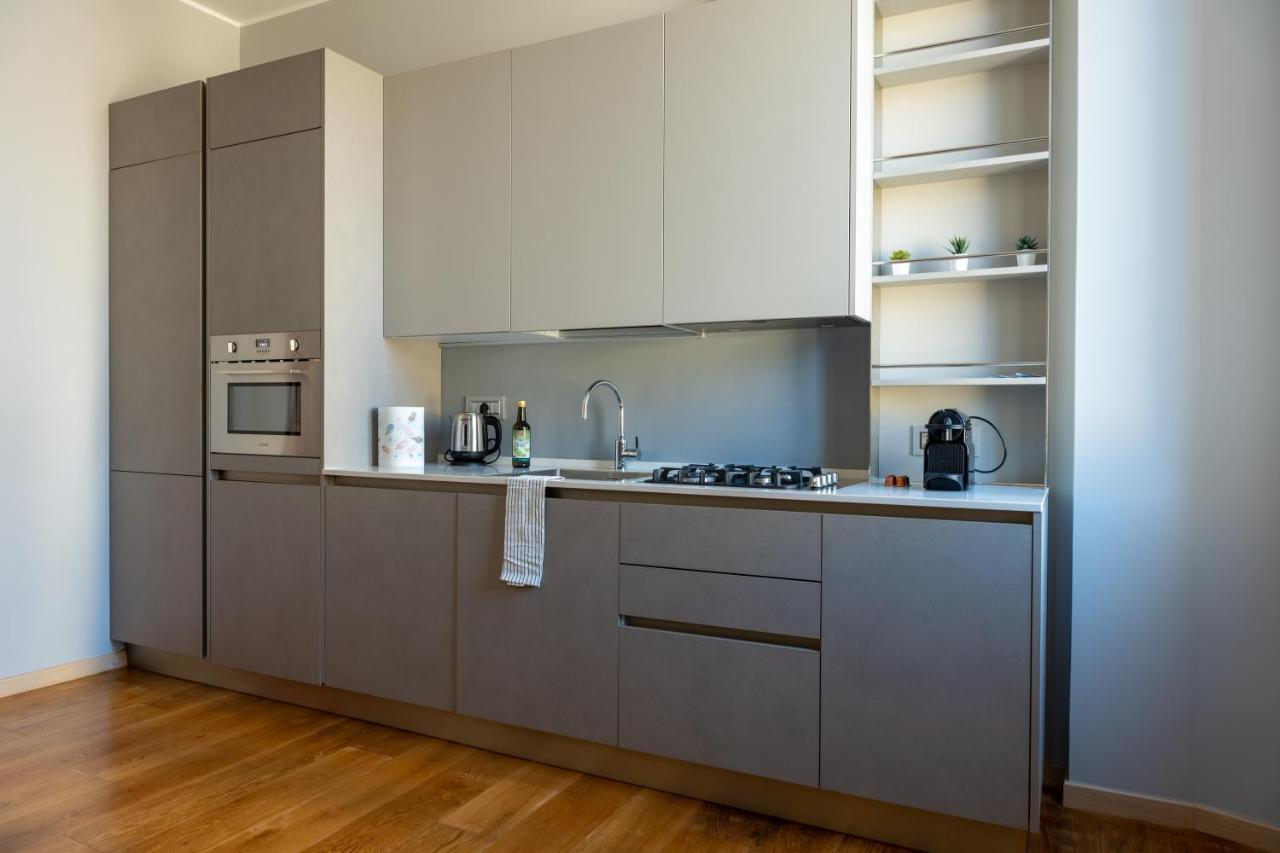 5 Min Duomo Luxury Home In Brera Design District 밀라노 외부 사진